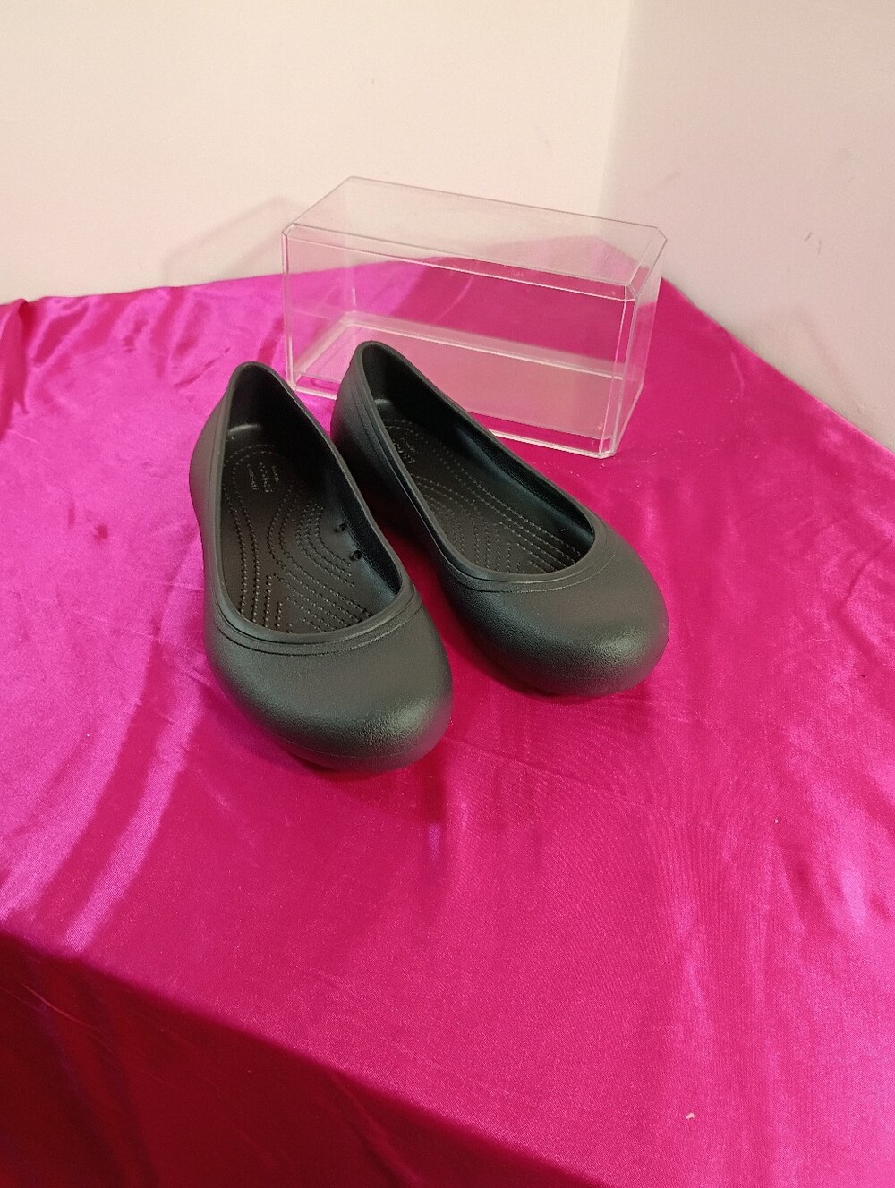 Crocs At Work Woman's Sz 6 Black 205074 New Without Box